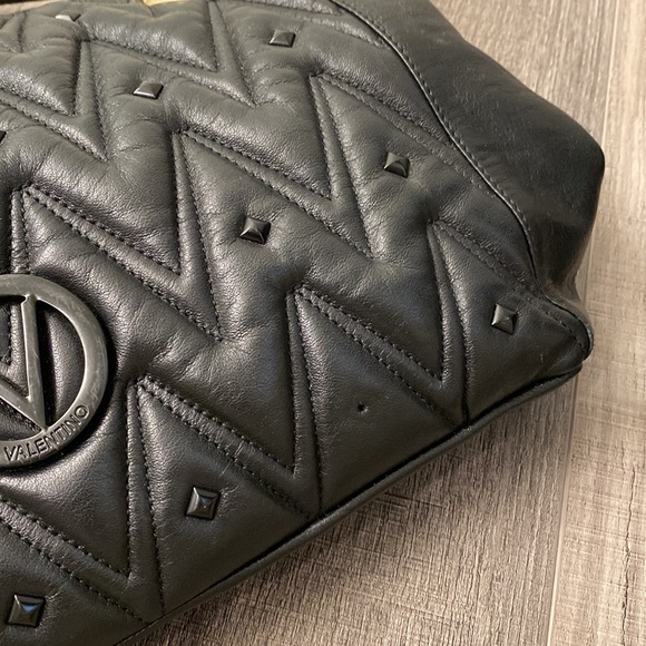 BLACK VALENTINO BAG 🖤 - Picture 2 of 2